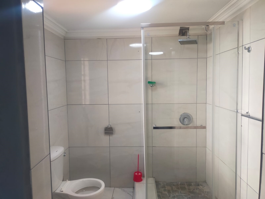 6 Bedroom Property for Sale in Thohoyandou Limpopo