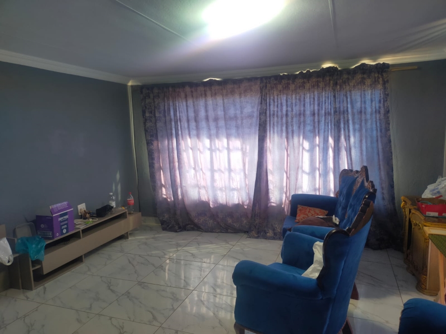 6 Bedroom Property for Sale in Thohoyandou Limpopo