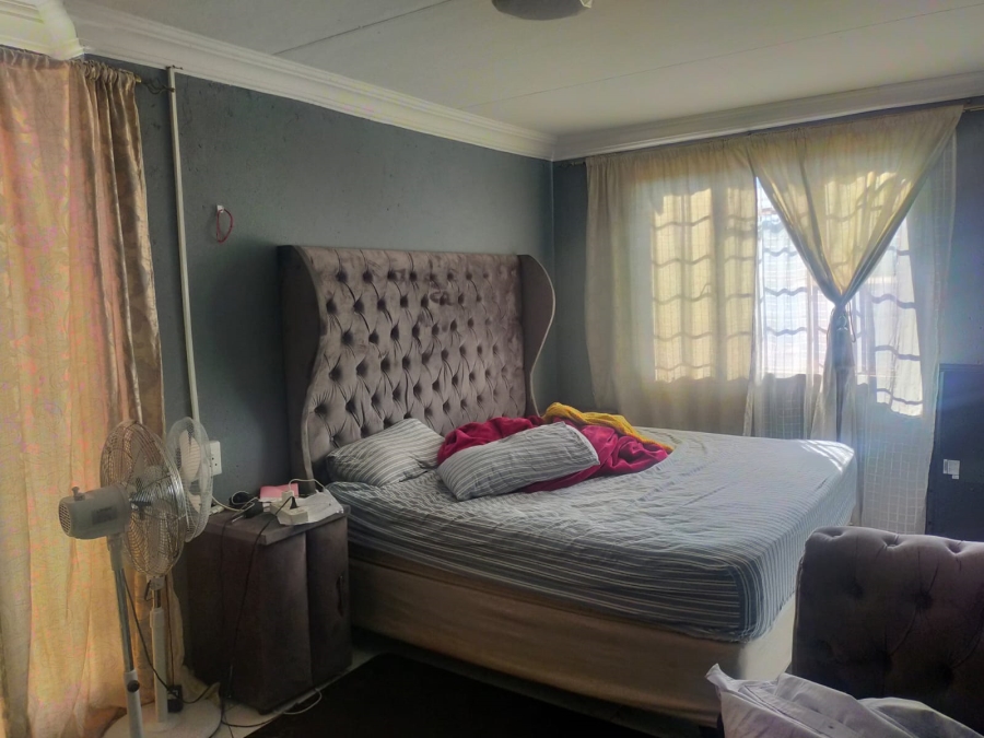 6 Bedroom Property for Sale in Thohoyandou Limpopo
