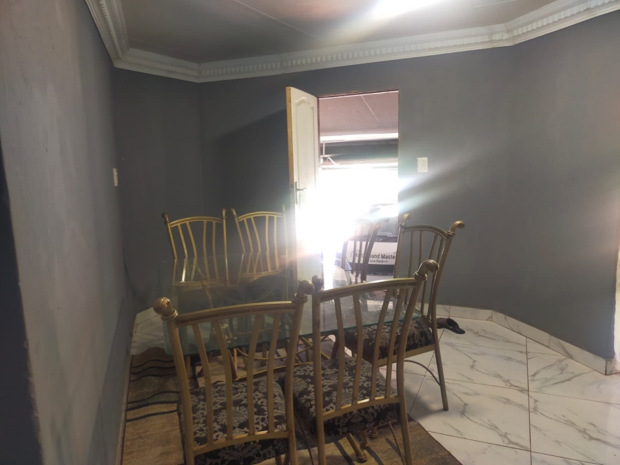 6 Bedroom Property for Sale in Thohoyandou Limpopo