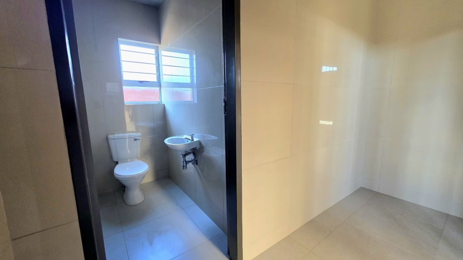 To Let commercial Property for Rent in Magna Via Industrial Limpopo