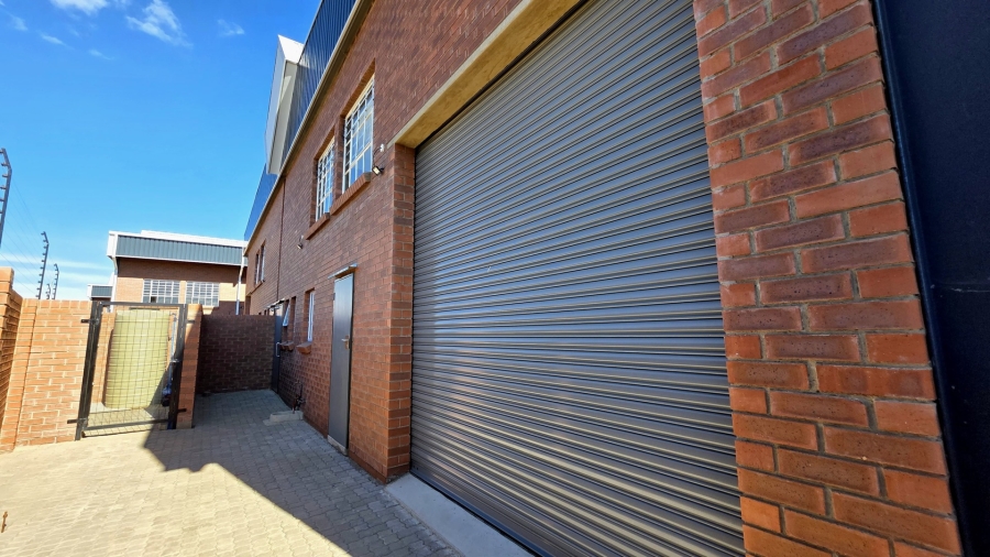 To Let commercial Property for Rent in Magna Via Industrial Limpopo