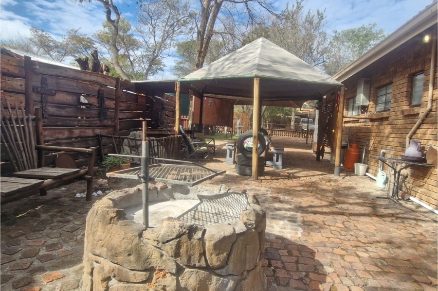 2 Bedroom Property for Sale in Leeupoort Limpopo