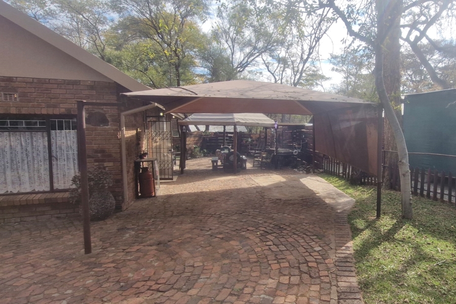 2 Bedroom Property for Sale in Leeupoort Limpopo