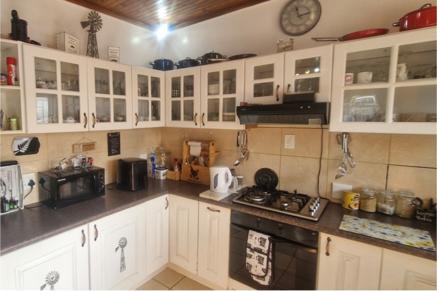 2 Bedroom Property for Sale in Leeupoort Limpopo