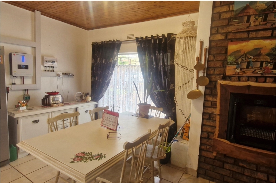 2 Bedroom Property for Sale in Leeupoort Limpopo