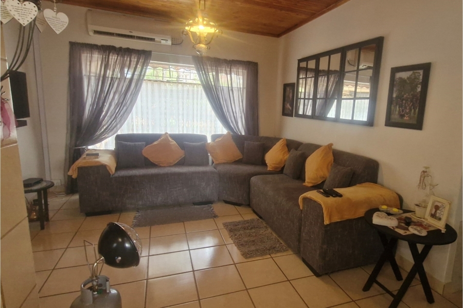 2 Bedroom Property for Sale in Leeupoort Limpopo