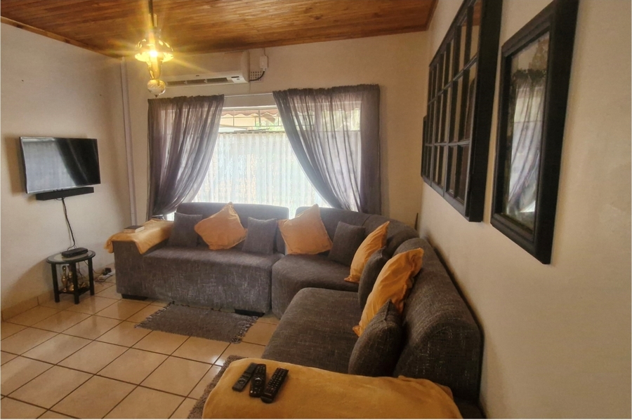 2 Bedroom Property for Sale in Leeupoort Limpopo