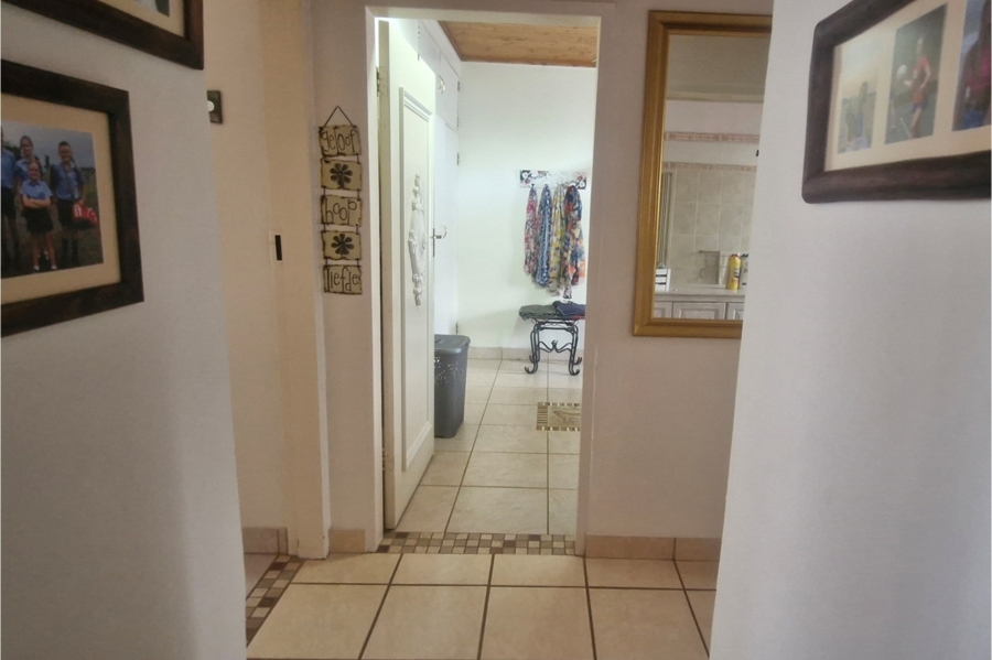 2 Bedroom Property for Sale in Leeupoort Limpopo