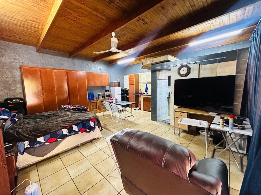 9 Bedroom Property for Sale in Mokopane Central Limpopo