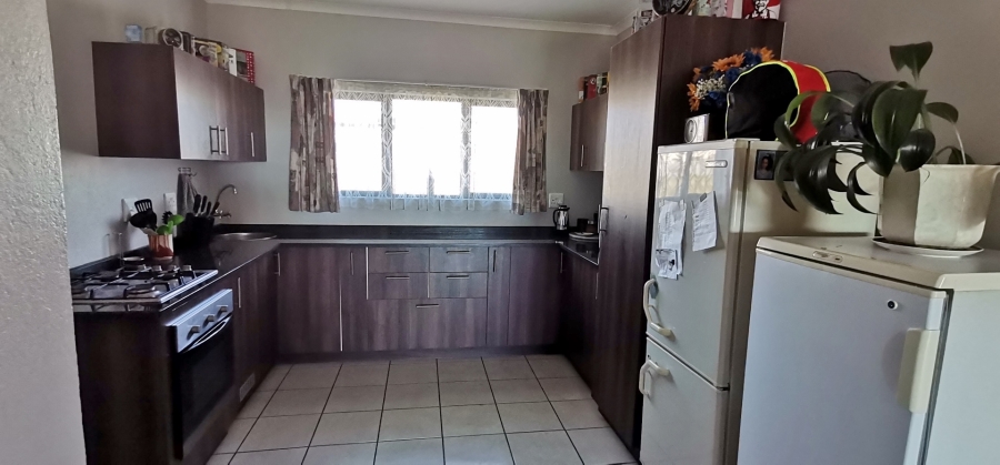 3 Bedroom Property for Sale in Woodhill Estate Limpopo