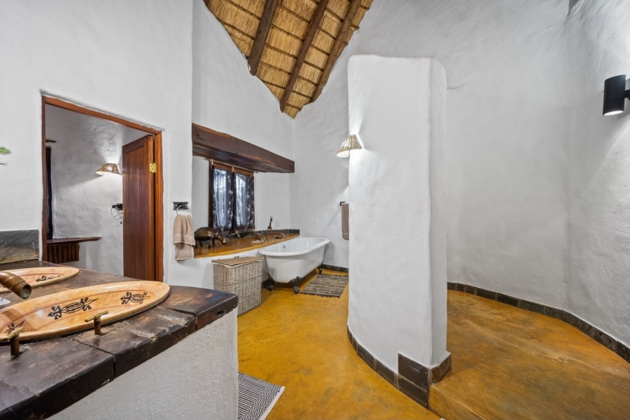 To Let 3 Bedroom Property for Rent in Raptors View Wildlife Estate Limpopo