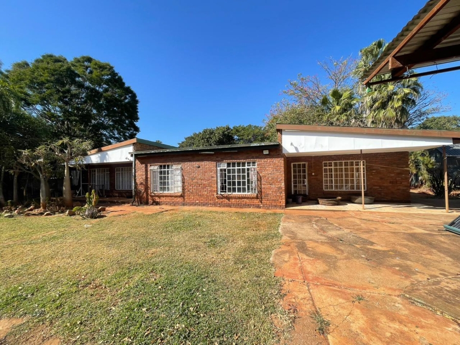 3 Bedroom Property for Sale in Mookgopong Limpopo