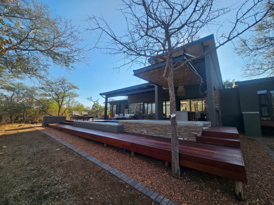 To Let 4 Bedroom Property for Rent in Zandspruit Bush Aero Estate Limpopo