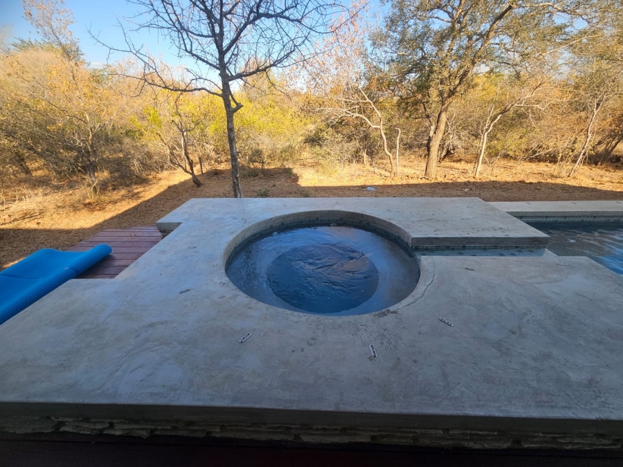 To Let 4 Bedroom Property for Rent in Zandspruit Bush Aero Estate Limpopo