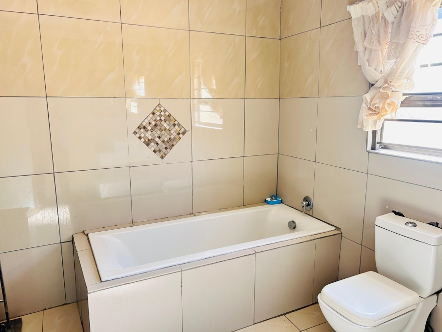 6 Bedroom Property for Sale in Elim Limpopo