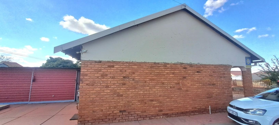 3 Bedroom Property for Sale in Lebowakgomo Zone B Limpopo