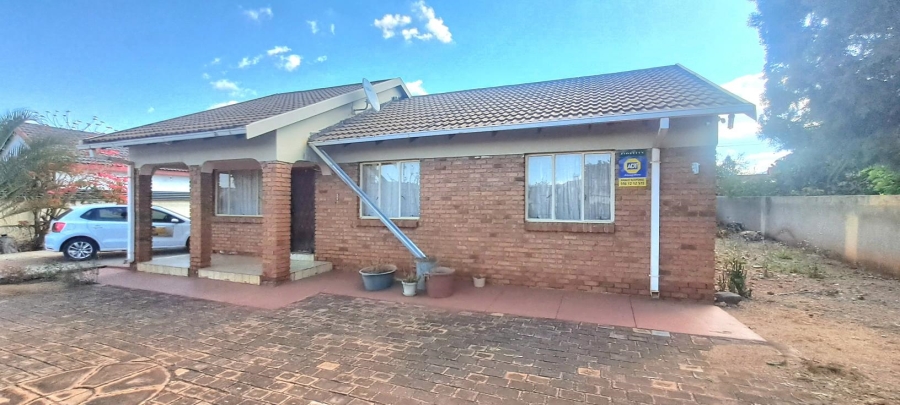 3 Bedroom Property for Sale in Lebowakgomo Zone B Limpopo