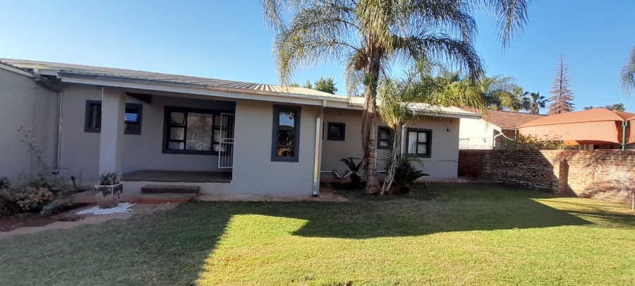 To Let 3 Bedroom Property for Rent in Impala Park Limpopo