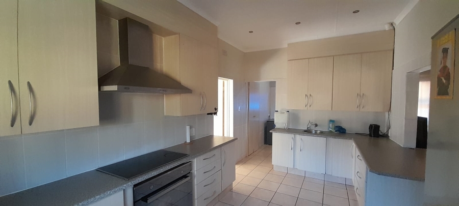 To Let 3 Bedroom Property for Rent in Impala Park Limpopo
