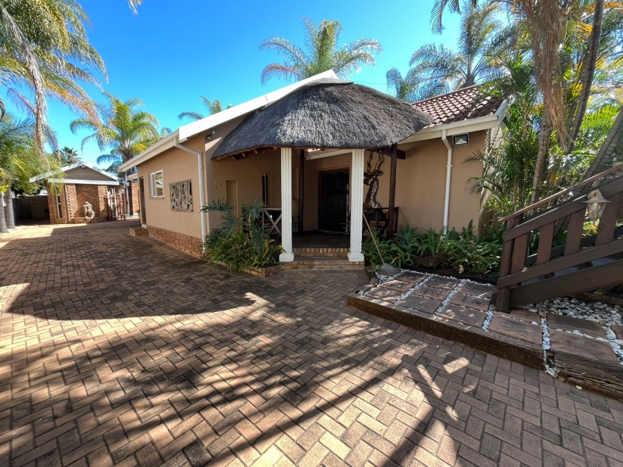 6 Bedroom Property for Sale in Bela Bela Limpopo