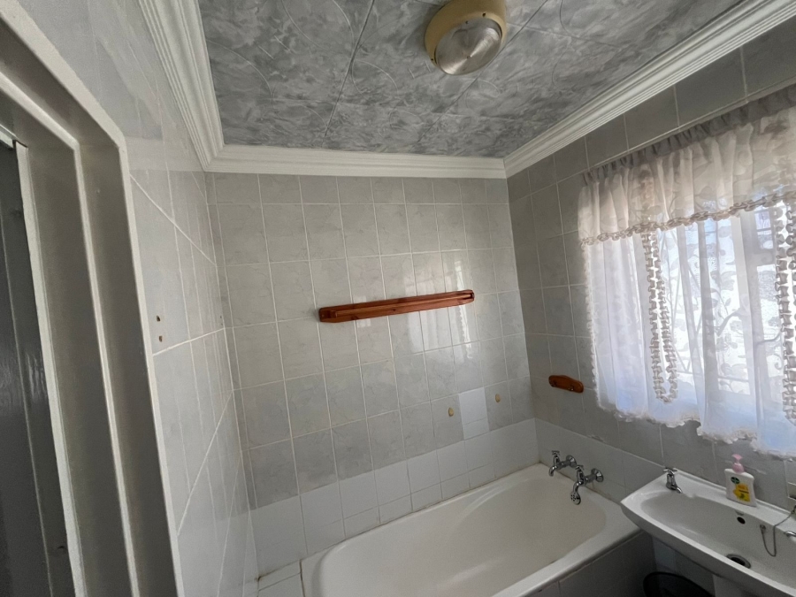 6 Bedroom Property for Sale in Bela Bela Limpopo