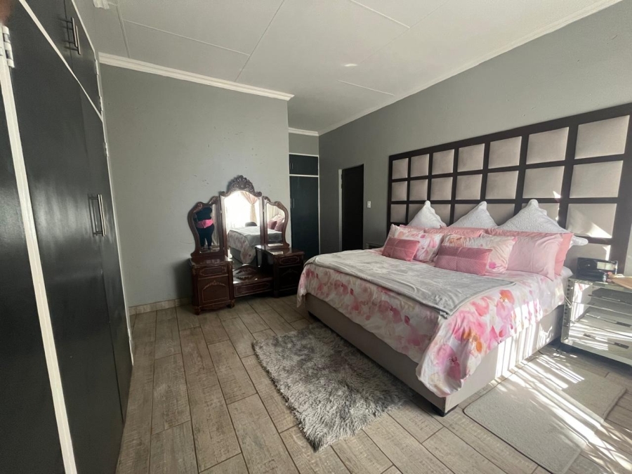 5 Bedroom Property for Sale in Bela Bela Limpopo