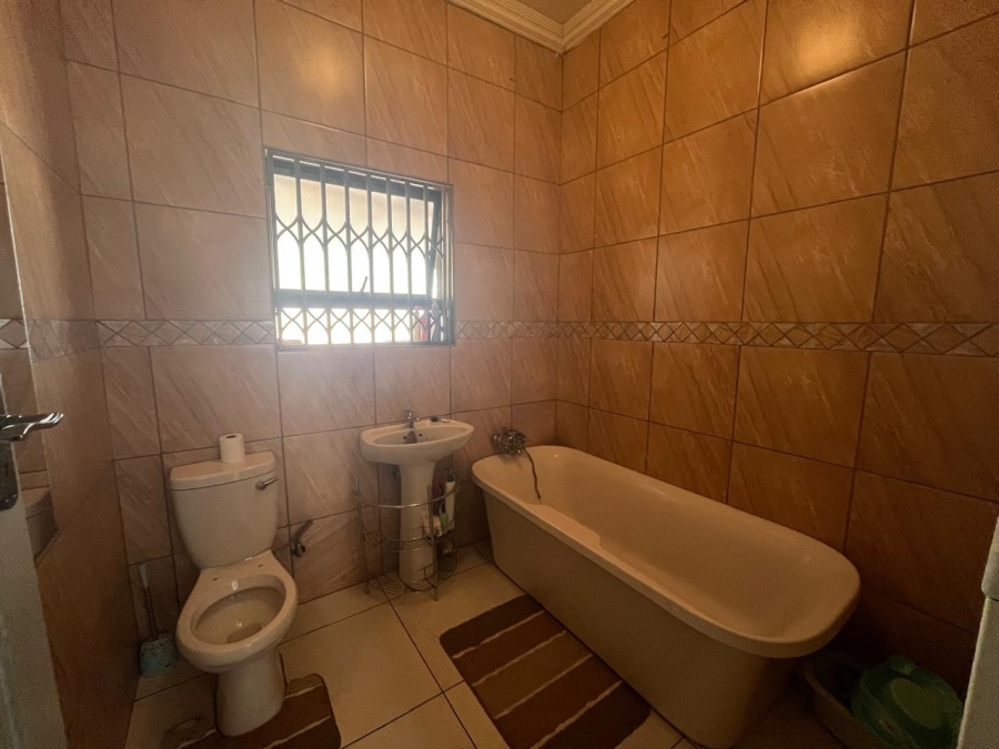 5 Bedroom Property for Sale in Bela Bela Limpopo