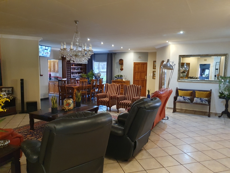 5 Bedroom Property for Sale in Groblersdal Limpopo