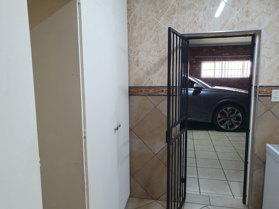 5 Bedroom Property for Sale in Groblersdal Limpopo