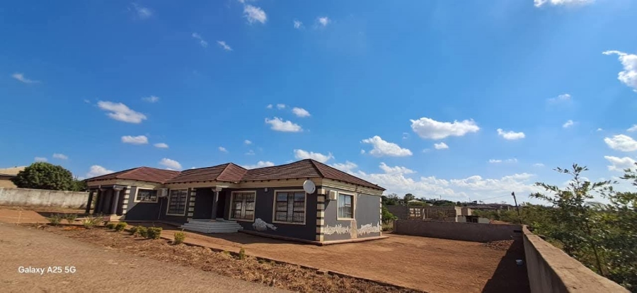 3 Bedroom Property for Sale in Mutoti Limpopo