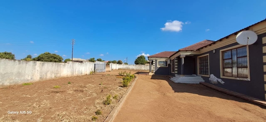 3 Bedroom Property for Sale in Mutoti Limpopo