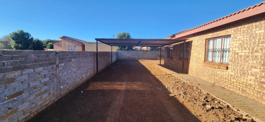 3 Bedroom Property for Sale in Northam Limpopo