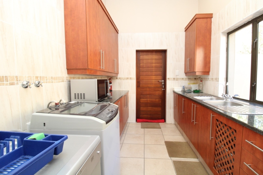 5 Bedroom Property for Sale in Zwartkloof Private Game Reserve Limpopo