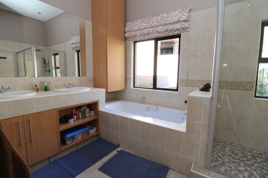 5 Bedroom Property for Sale in Zwartkloof Private Game Reserve Limpopo