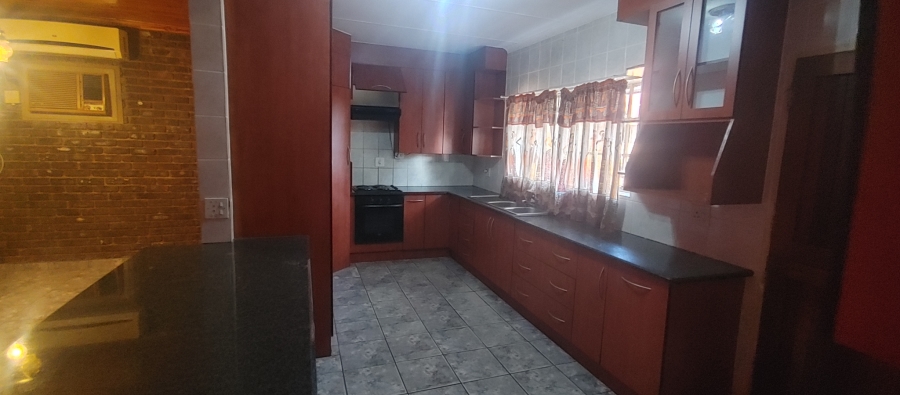 3 Bedroom Property for Sale in Onverwacht Limpopo