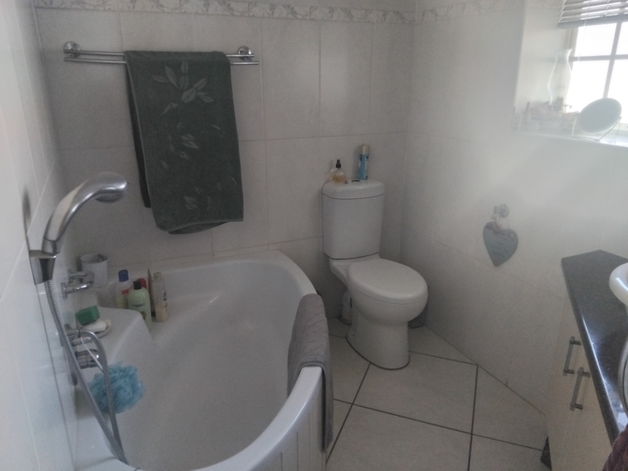 4 Bedroom Property for Sale in Flora Park Limpopo