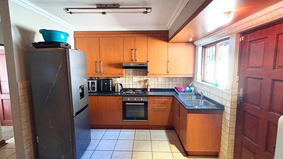 To Let 3 Bedroom Property for Rent in Bendor Limpopo