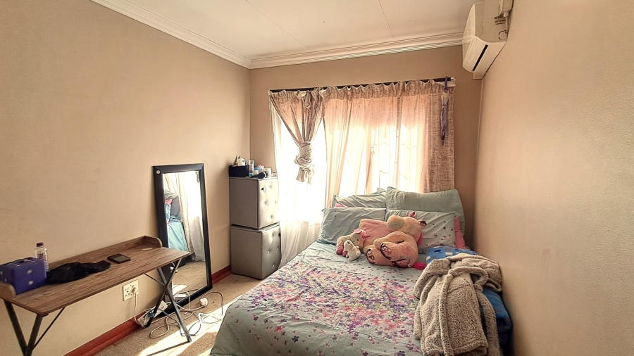 To Let 3 Bedroom Property for Rent in Bendor Limpopo
