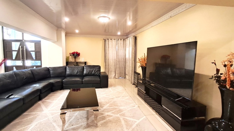 To Let 3 Bedroom Property for Rent in Bendor Limpopo