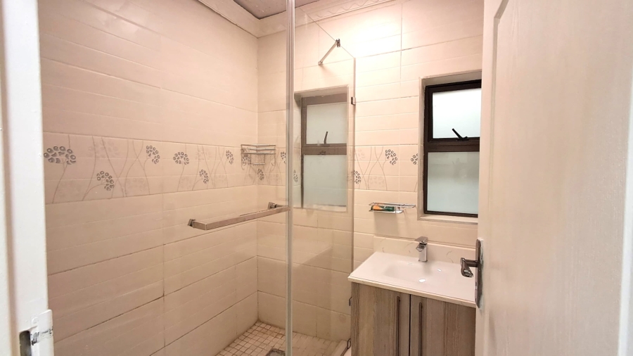 To Let 3 Bedroom Property for Rent in Bendor Limpopo