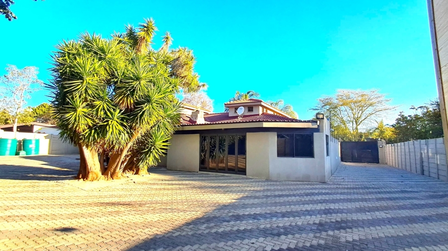 To Let 3 Bedroom Property for Rent in Bendor Limpopo