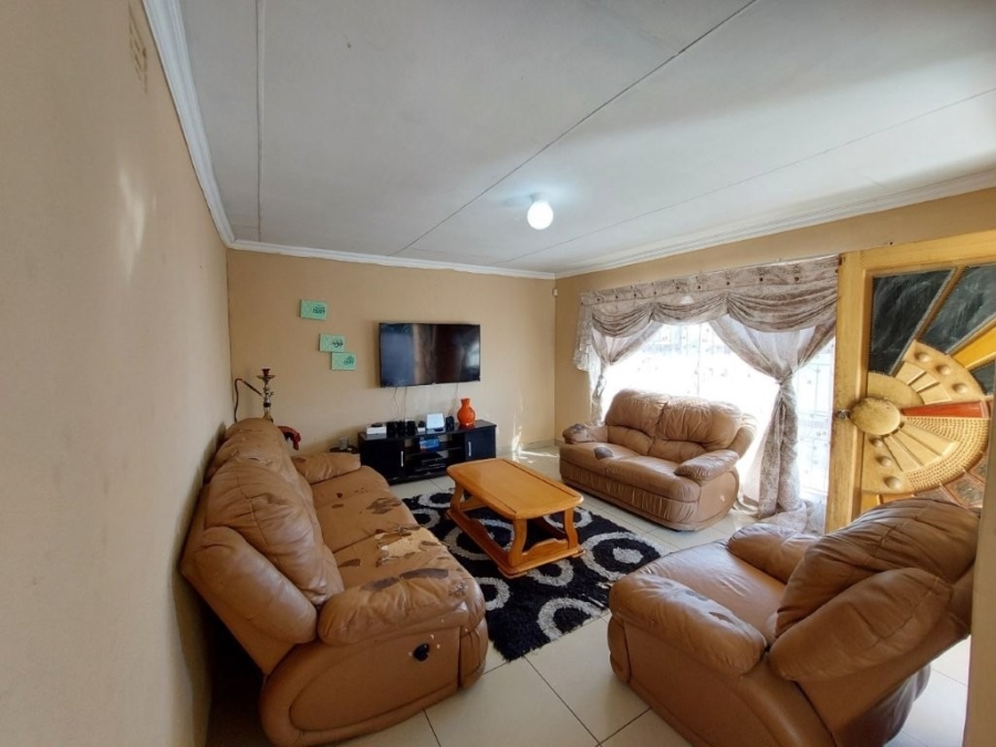 3 Bedroom Property for Sale in Westenburg Limpopo