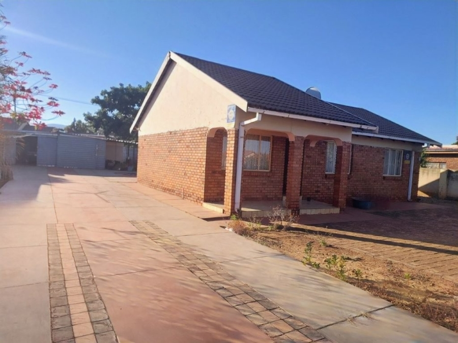 3 Bedroom Property for Sale in Lebowakgomo Zone B Limpopo