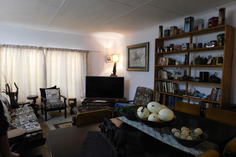 9 Bedroom Property for Sale in Kampersrus Limpopo