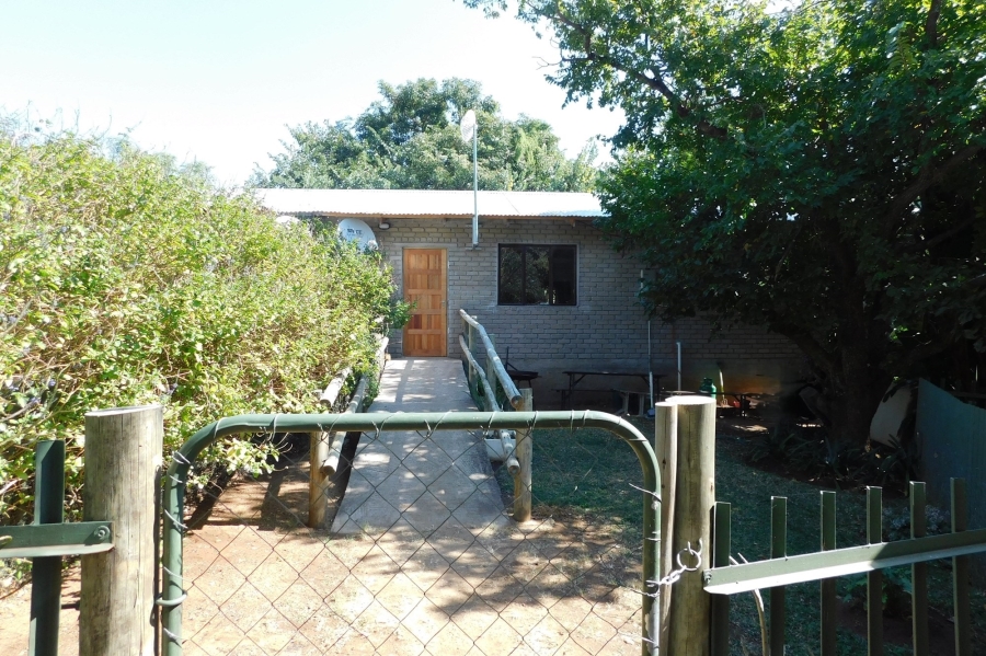 9 Bedroom Property for Sale in Kampersrus Limpopo
