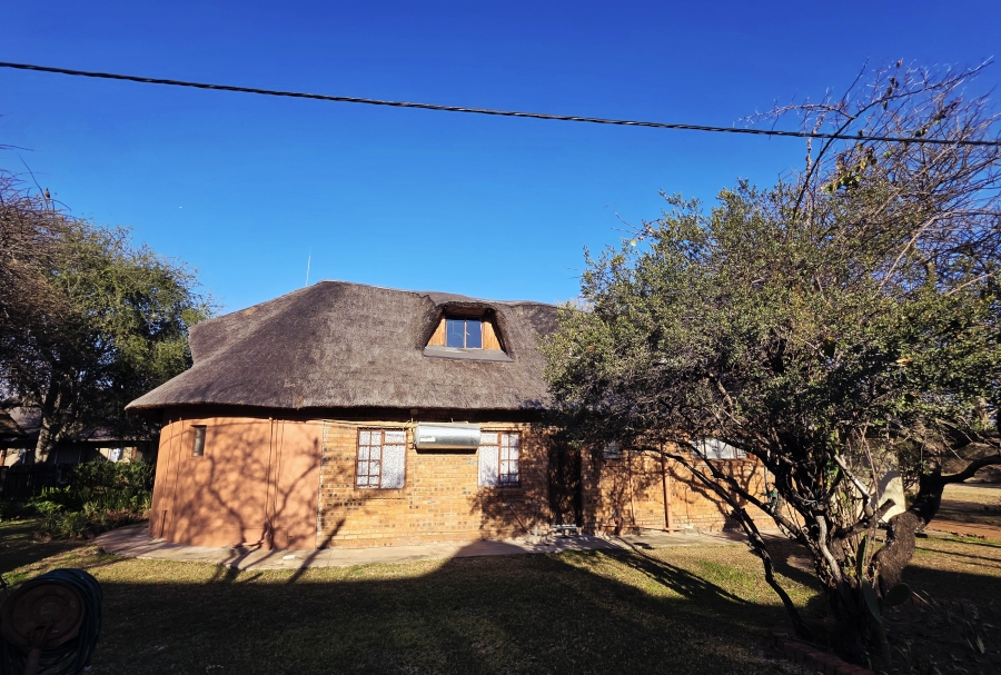 5 Bedroom Property for Sale in Constantia Resort Limpopo