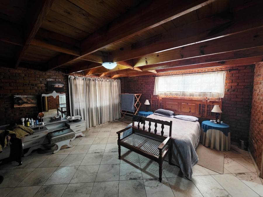 5 Bedroom Property for Sale in Constantia Resort Limpopo