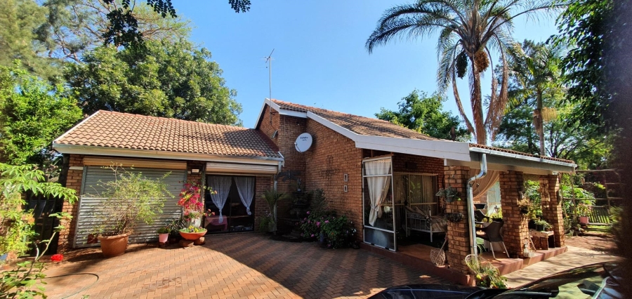 3 Bedroom Property for Sale in Mookgopong Limpopo
