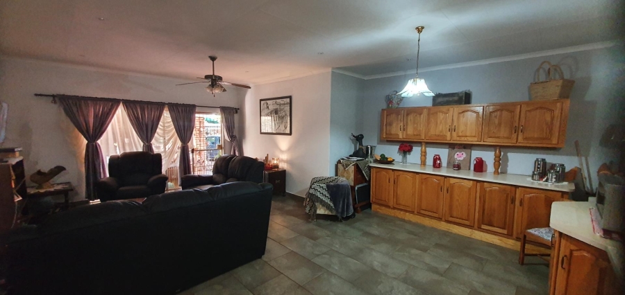 3 Bedroom Property for Sale in Mookgopong Limpopo